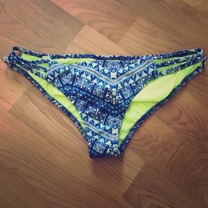 Victoria’s Secret swim